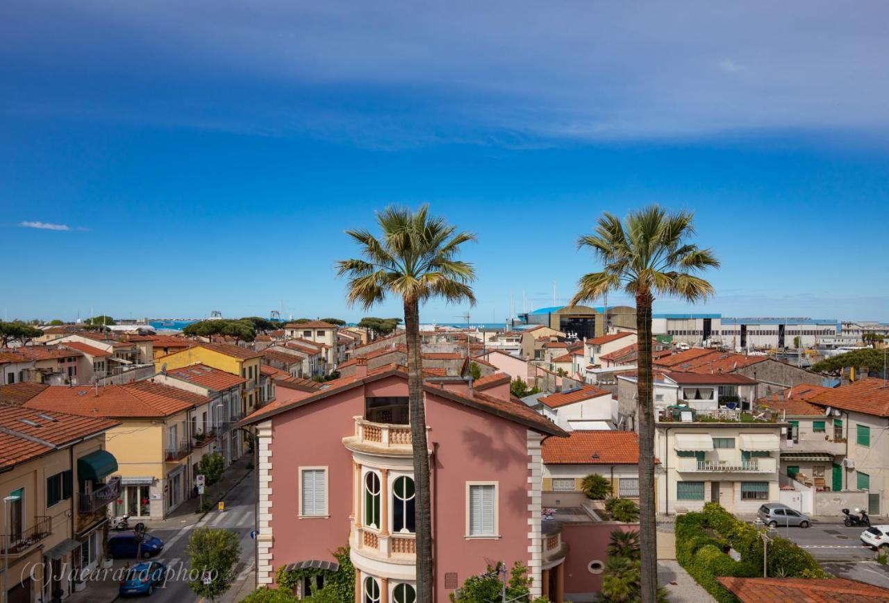 Апартаменти Torre Della Darsena В'яреджо Екстер'єр фото